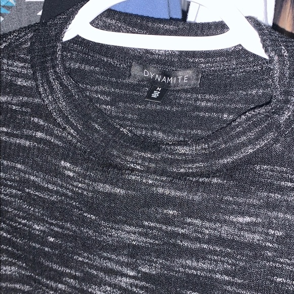 DYNAMITE Mock neck top - Picture 2 of 3